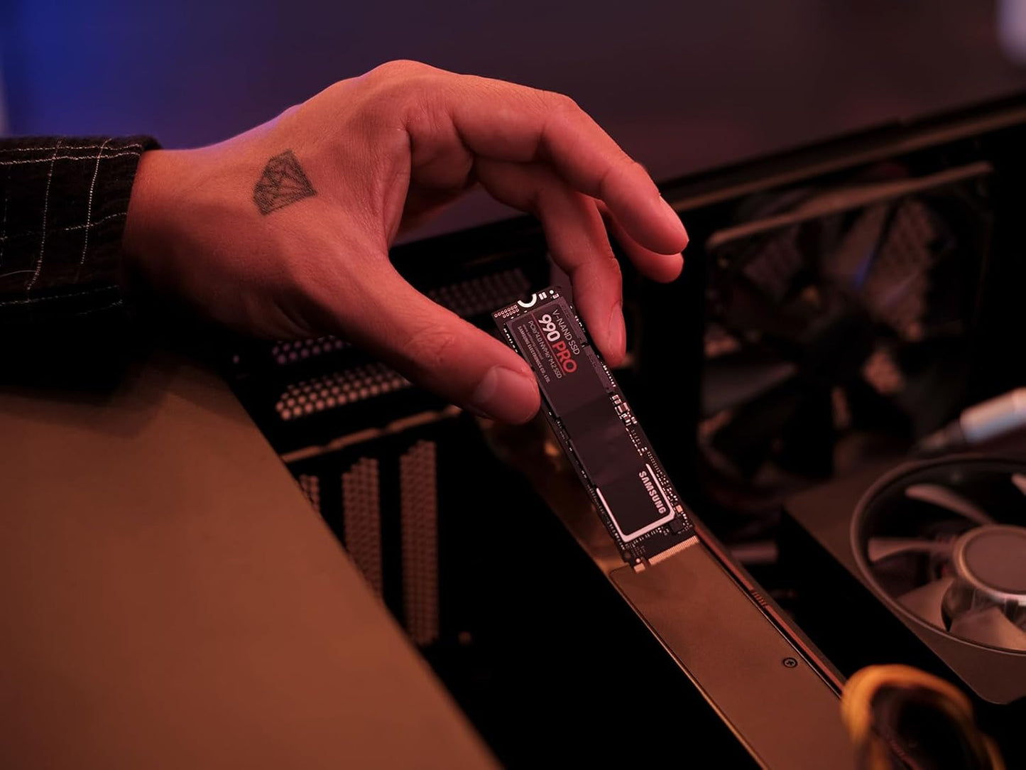 Samsung 990 PRO M.2 2280 Internal SSD Gen 4